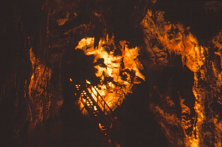 Ngarua Cave
